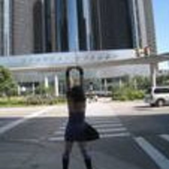 Meet your Posher, Anya - Picture 1 of 1